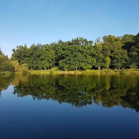 Camping De La Chagnee Saint-Aubin-le-Cloud Exterior foto