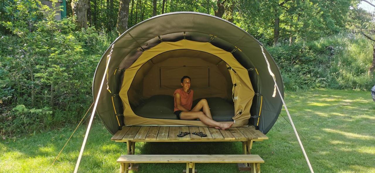 Camping De La Chagnee Saint-Aubin-le-Cloud Exterior foto
